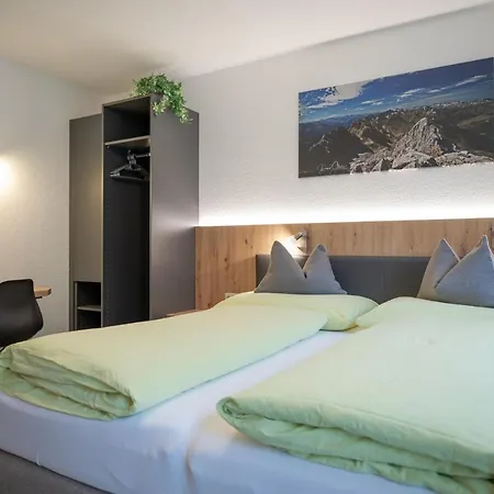 Haus Markus Strolz Oda ve Kahvaltı